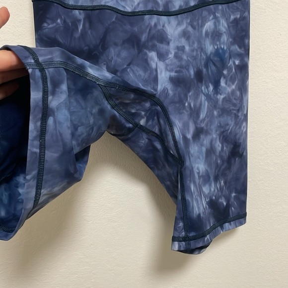 Gymshark Blue Tie Dye Workout Short Size Small - Picture 3 of 6